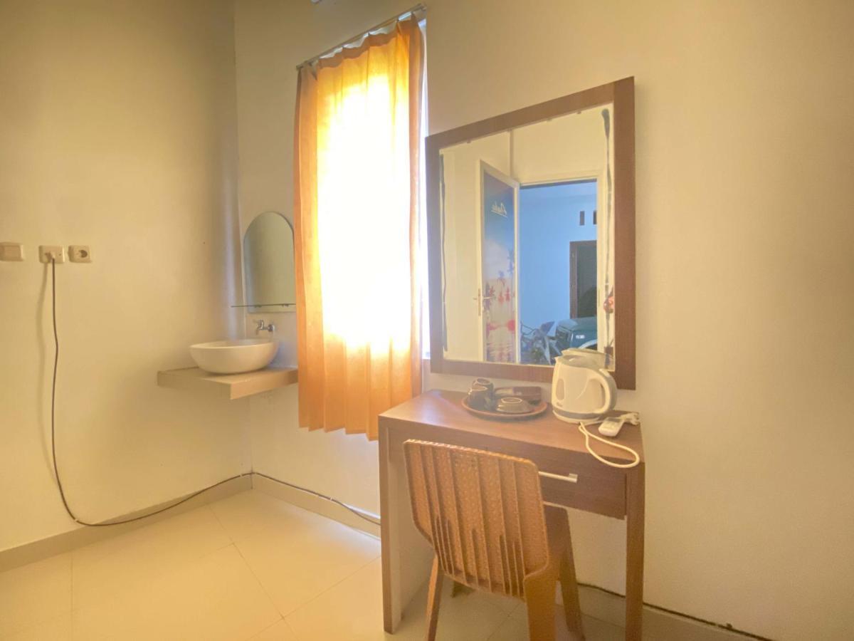 Ana Inn Ambarawa Mitra Reddoorz Semarang Exterior photo